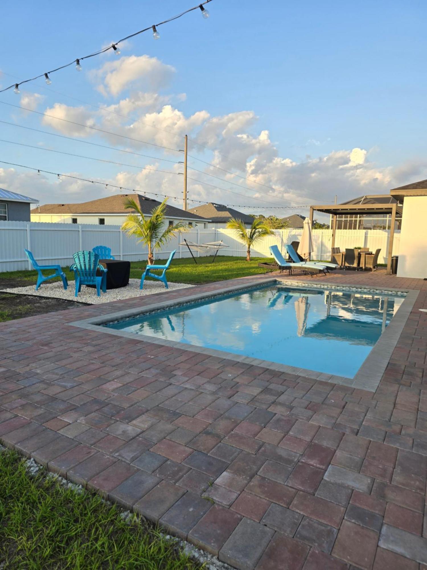 Casa Sevilla, Heated Pool, Sleeps 9, 4B3B Cape Coral Exterior foto