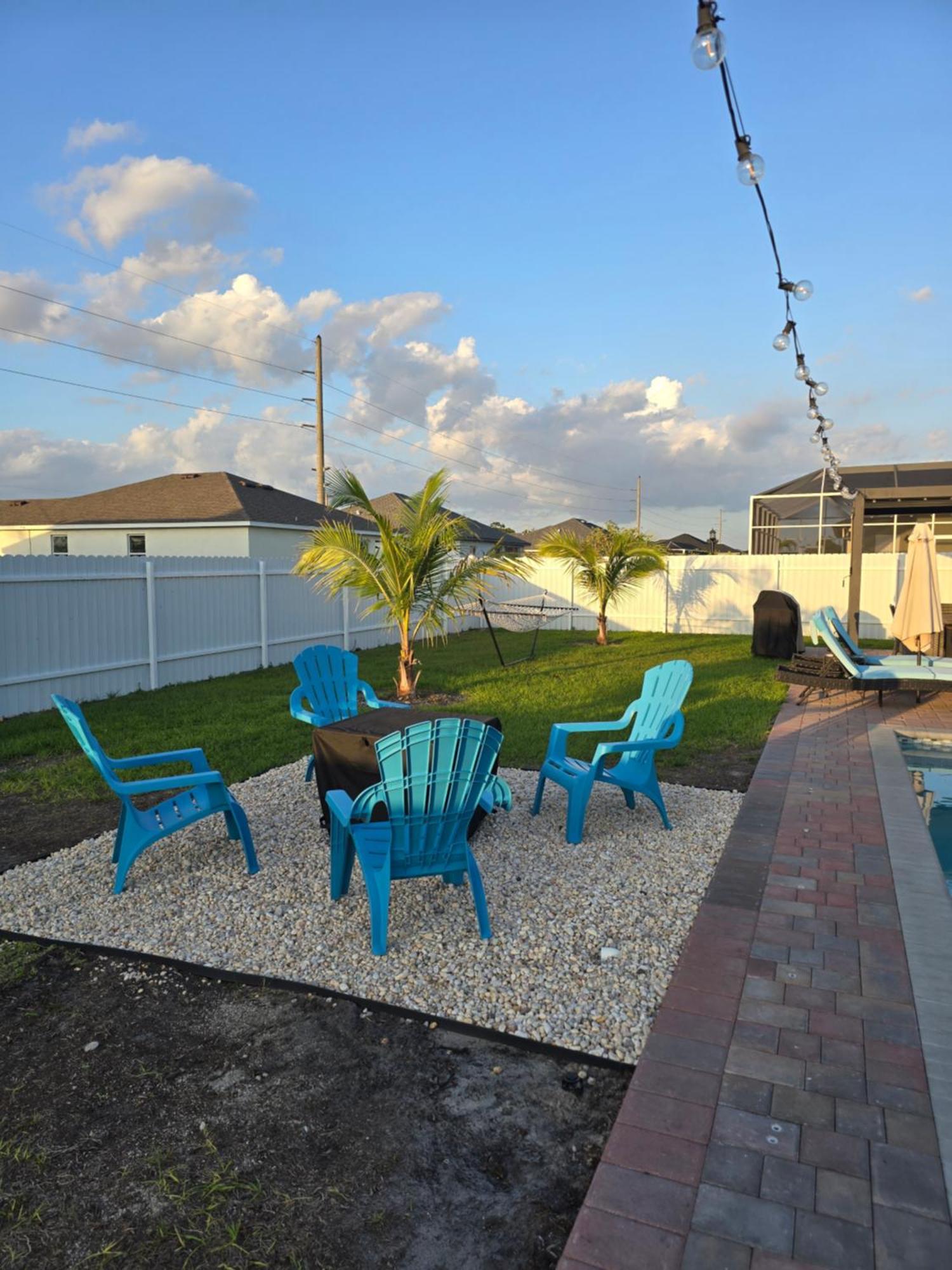 Casa Sevilla, Heated Pool, Sleeps 9, 4B3B Cape Coral Exterior foto